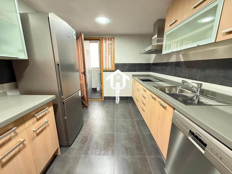 Foto 9916ade0-200f-431f-bb4f-12a4865c033c. Flat in Barrio del Centro Alicante