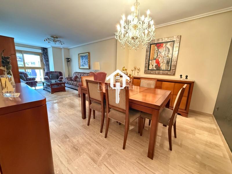 Foto b3940d83-a5d2-4833-bd8b-8954a19ac7af. Flat in Barrio del Centro Alicante