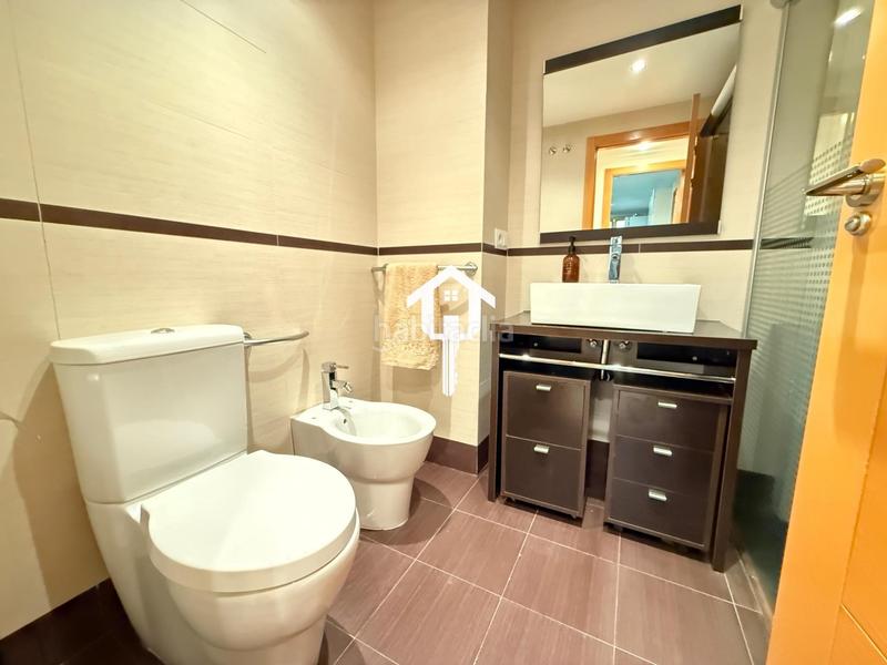 Foto c6dbdf46-5981-4560-b94d-7737a58aed6c. Flat in Barrio del Centro Alicante