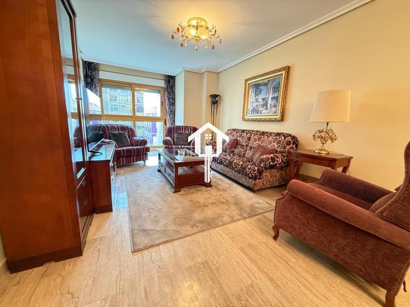 Foto f5dc52bd-1439-4c57-ae3f-a76b7c66b2ef. Flat in Barrio del Centro Alicante