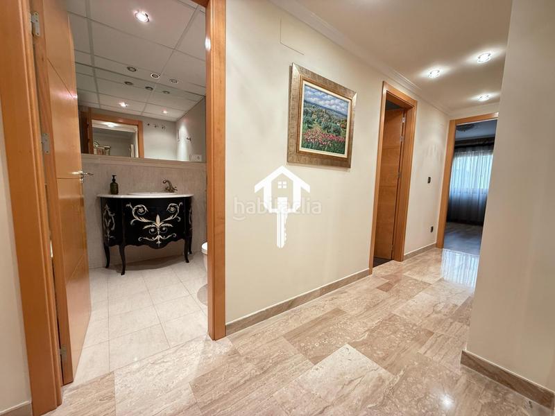 Foto faf9d509-bf93-444f-9d2b-05eaba0febee. Flat in Barrio del Centro Alicante