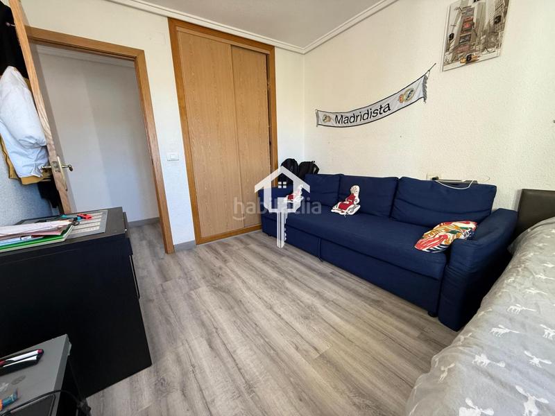 Foto 4baeefc5-8d65-4d95-80a9-7edf74e5eca4. Appartement avec piscine dans San Blas Alicante