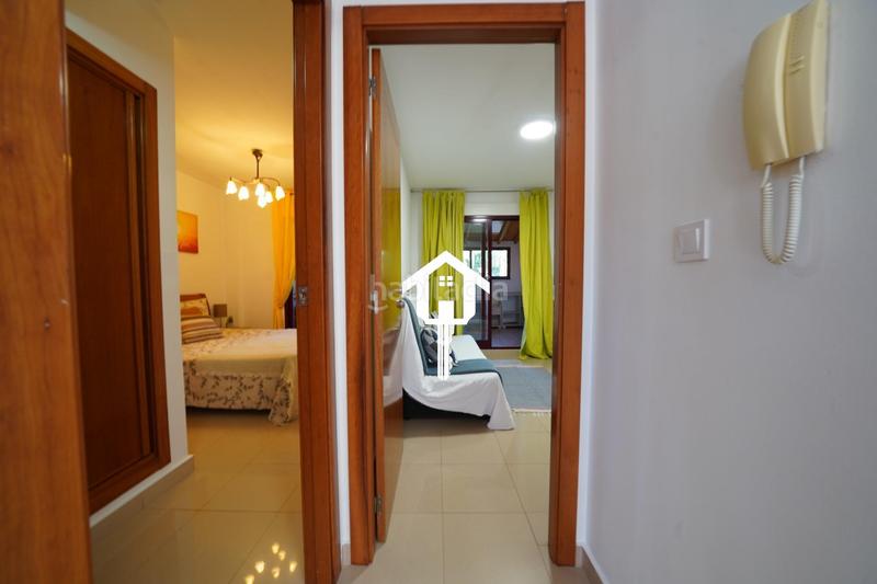 Foto 7e3201ec-b9df-4c35-a846-3d990c96fdf6. Casa adossada amb aparcament piscina a Pueblo Acantilado-Lanuza Campello (el)