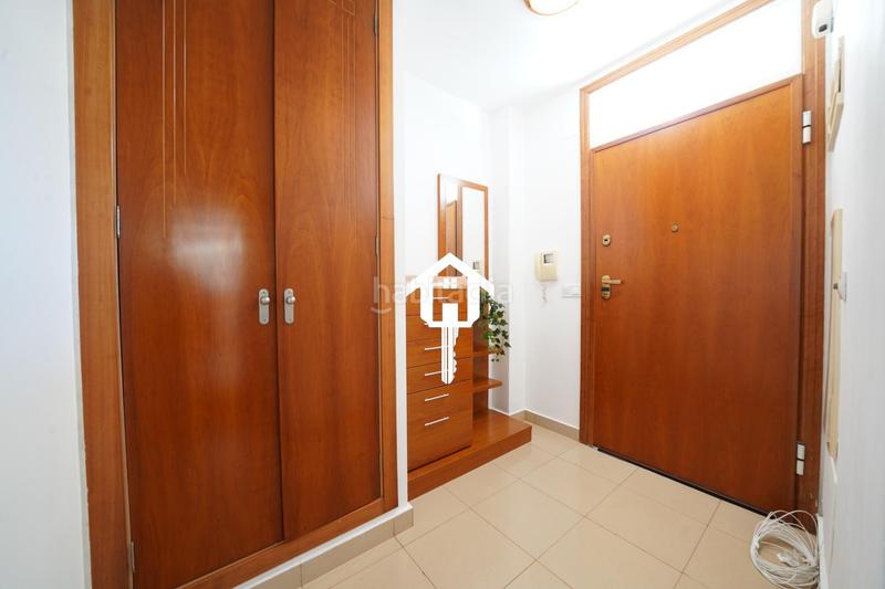 Foto 970ed99f-c309-4a1a-8c4b-36d37e36aaef. Casa adossada amb aparcament piscina a Pueblo Acantilado-Lanuza Campello (el)