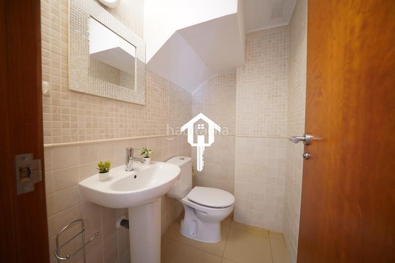 Foto d71cc01d-5369-4e13-b231-85ed7d700826. Casa adossada amb aparcament piscina a Pueblo Acantilado-Lanuza Campello (el)