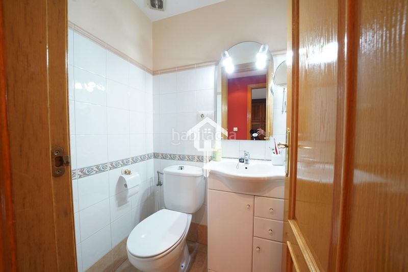 Foto 2e84c219-4a66-45d6-b08b-0ff1fe5cbe9e. Casa adossada amb calefacció aparcament piscina a Alicante