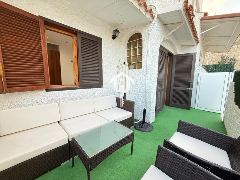 Foto cb8283f5-83b4-4a92-869b-f5ba87555115. Casa adosada en Los Arenales del Sol Elche / Elx