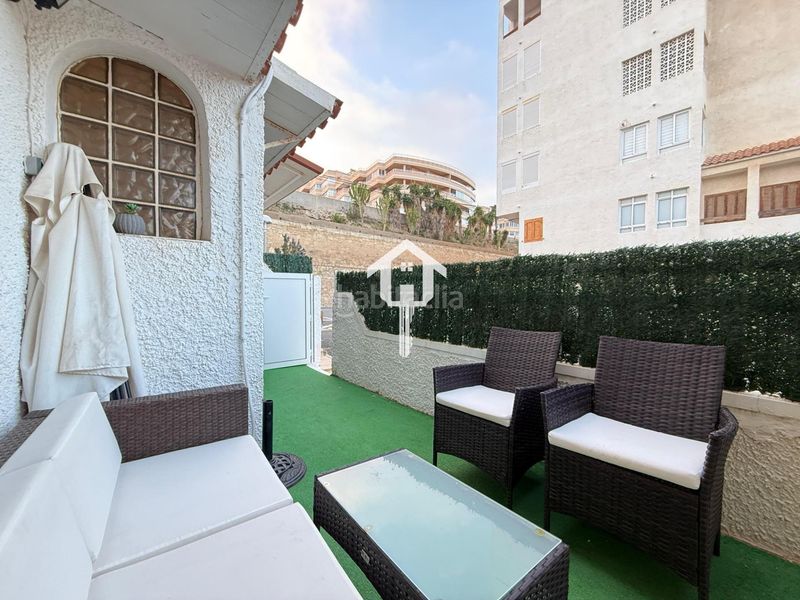 Foto d37aec09-50ad-4d48-a8da-e21e33841ae1. Casa adosada en Los Arenales del Sol Elche / Elx