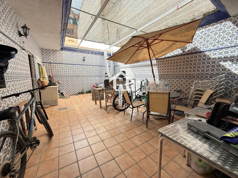 Foto 08281648-413e-4538-be22-2ff1c43b42db. Casa a Los Ángeles Alicante