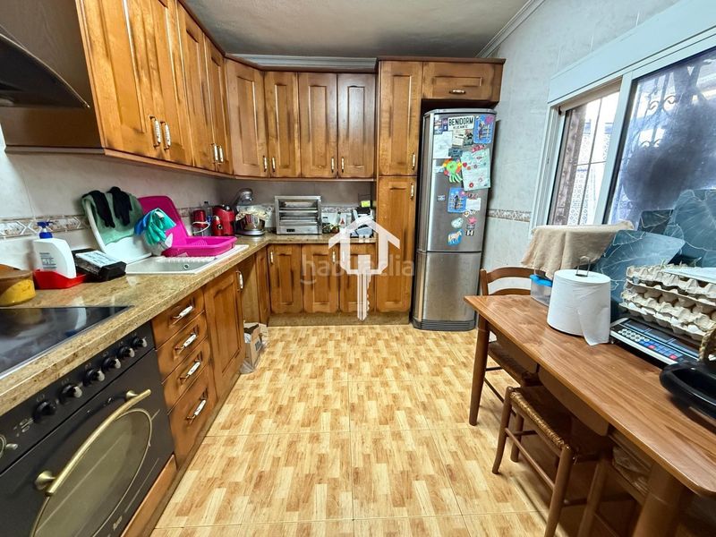 Foto 2294fd4d-a644-4239-9488-7f0cc3bc25b5. Casa a Los Ángeles Alicante