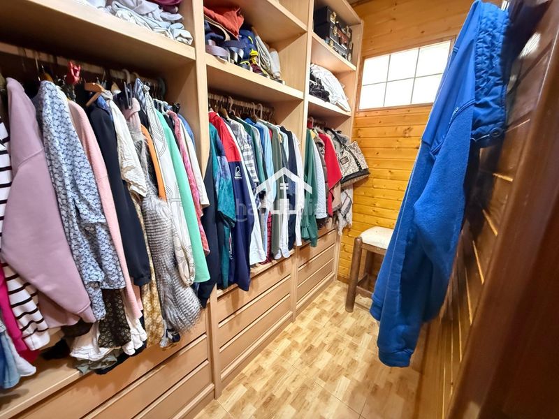 Foto ac84bda8-bc60-443d-9d6b-518d9f2d9dfe. Casa a Los Ángeles Alicante