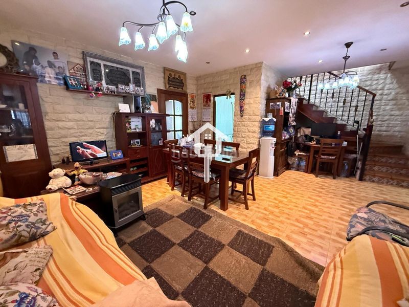 Foto b05f8a53-15af-44f0-a55f-c98121e1c3cc. Casa a Los Ángeles Alicante