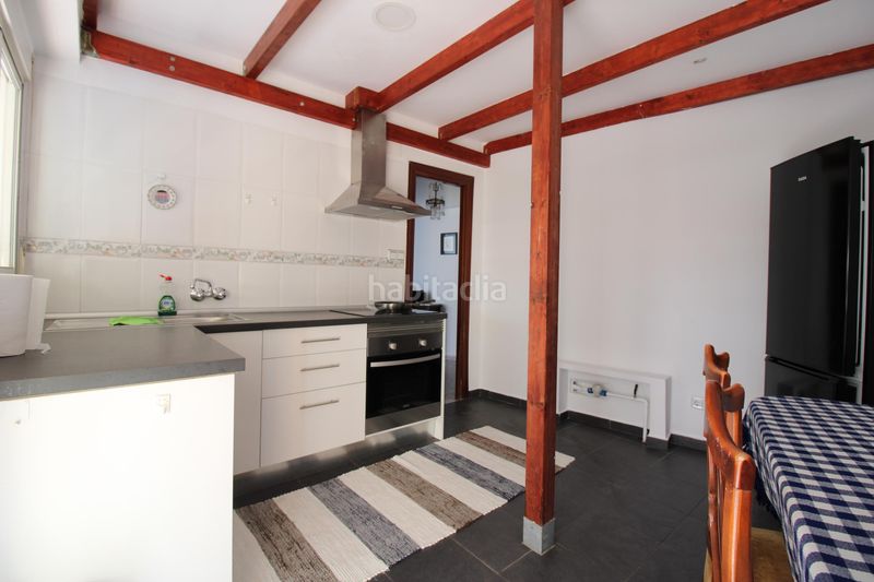 Foto dea44ad0-c702-4d6a-832f-7cadf8da7cf6. Pis a Carolinas Bajas Alicante