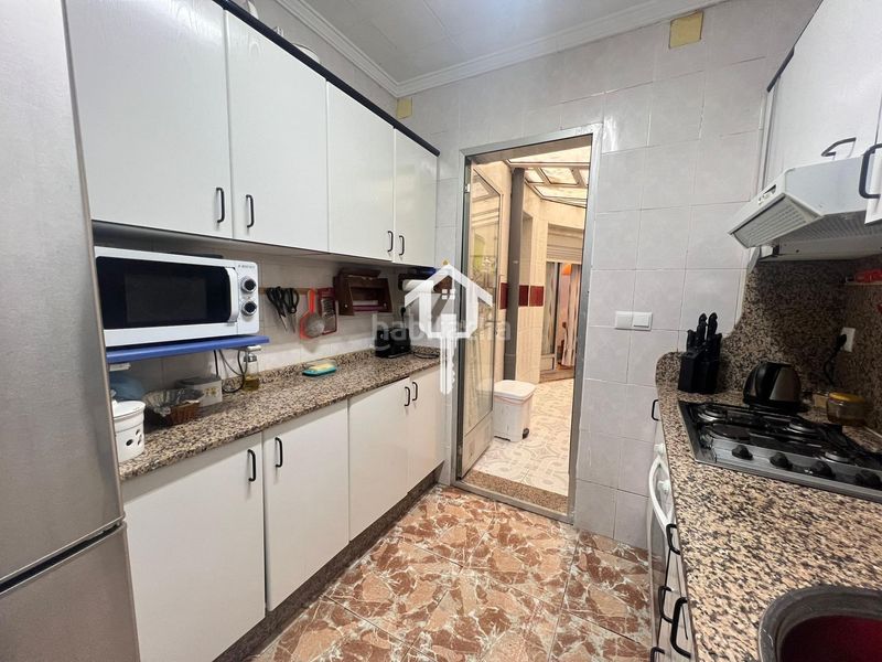 Foto 30b2c3bf-797d-419e-8d36-bdcbcaeb6645. Planta baixa a Campoamor Alicante