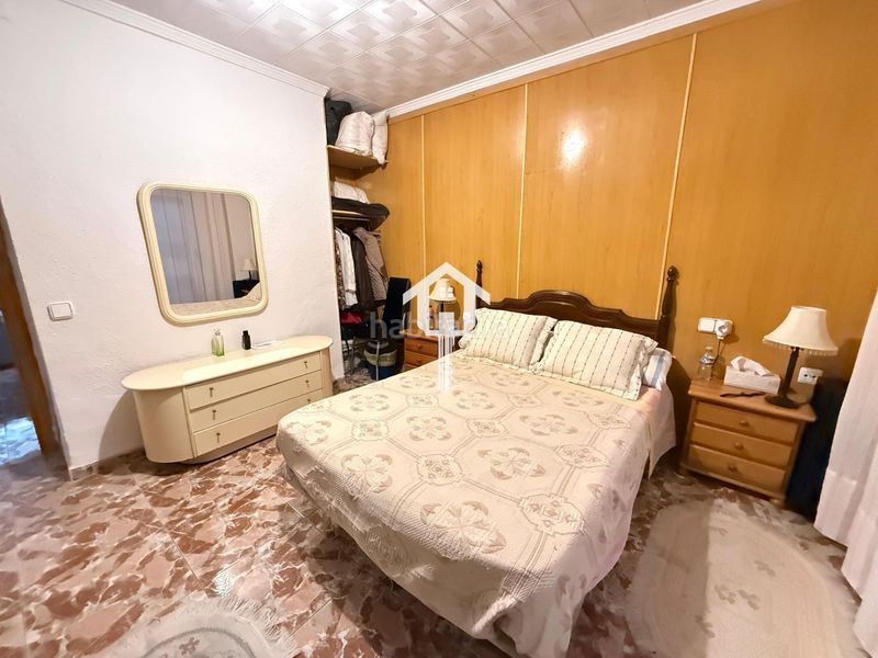 Foto bde7d3e0-110e-44e8-aa0a-40491740a006. Planta baixa a Campoamor Alicante