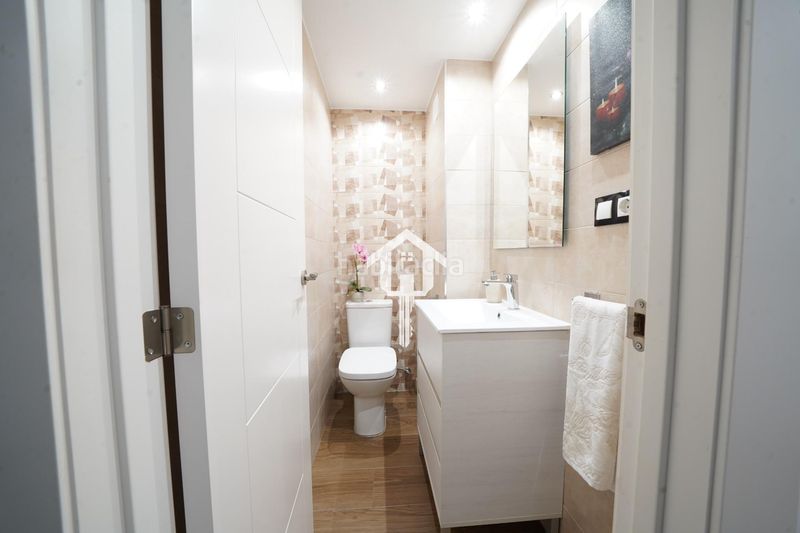 Foto 4743fab7-3210-4bc4-aeb8-155e8b519917. Piso  luminoso de 3 dormitorios en Campoamor 87m2, primera planta y cocina americana en Alicante