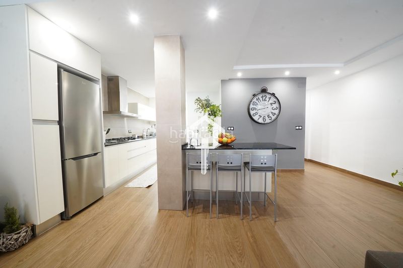 Foto 4adeb01b-4024-40f5-9b3b-45df128bf454. Piso  luminoso de 3 dormitorios en Campoamor 87m2, primera planta y cocina americana en Alicante