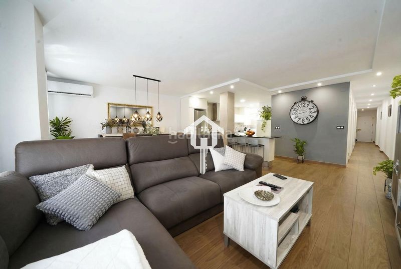 Foto 8d6e2574-961f-4ca8-afa1-fcf006f2d9ee. Piso  luminoso de 3 dormitorios en Campoamor 87m2, primera planta y cocina americana en Alicante