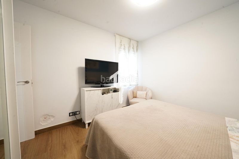 Foto a25ce51b-82df-43f2-8852-95c017fcd025. Piso  luminoso de 3 dormitorios en Campoamor 87m2, primera planta y cocina americana en Alicante