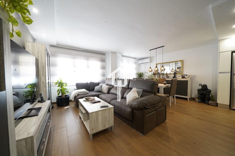 Foto de40def9-3f3b-4961-8bbc-55f164e89159. Piso  luminoso de 3 dormitorios en Campoamor 87m2, primera planta y cocina americana en Alicante