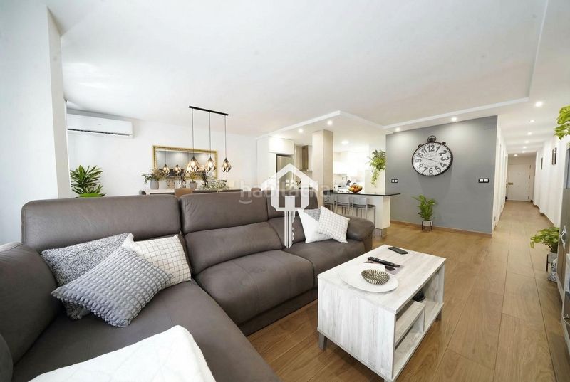 Foto e114d8db-1957-48eb-beef-28112439e3e6. Piso  luminoso de 3 dormitorios en Campoamor 87m2, primera planta y cocina americana en Alicante