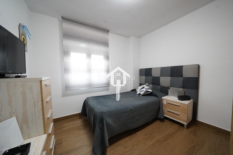 Foto ef7f5f45-2a6d-48fe-9519-94ea4f601297. Piso  luminoso de 3 dormitorios en Campoamor 87m2, primera planta y cocina americana en Alicante