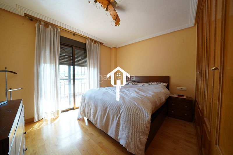 Foto 0c107d86-47f8-4a59-97d4-03369f49336f. Casa adossada amb aparcament piscina a Almajada-Ravel Mutxamel