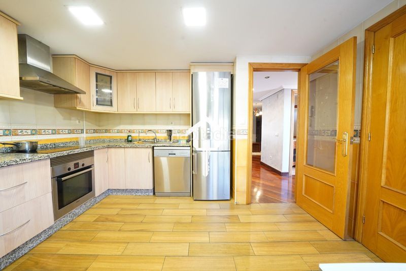 Foto 4eb7eb7b-40c4-4941-9019-199c9731d62d. Casa adossada amb aparcament piscina a Almajada-Ravel Mutxamel