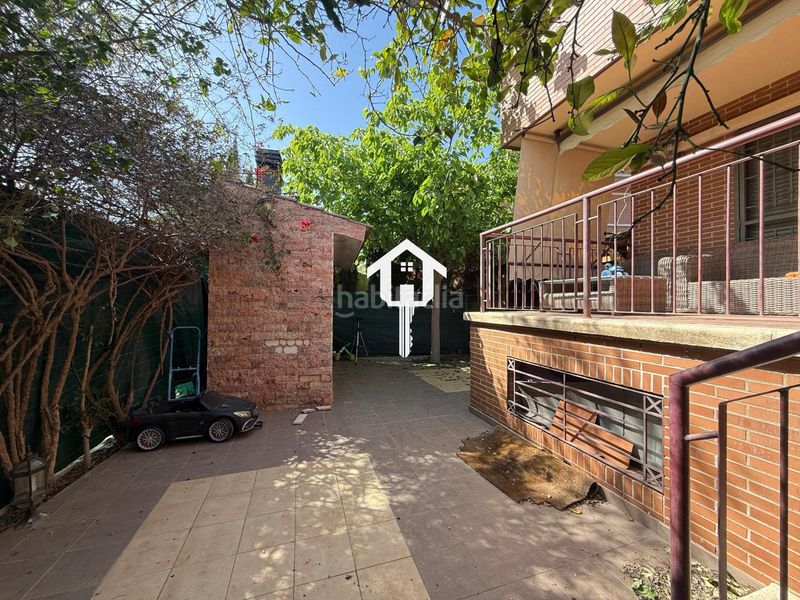 Foto 579dcca4-29a6-47ca-aa67-1346e5c24392. Casa adossada amb aparcament piscina a Almajada-Ravel Mutxamel