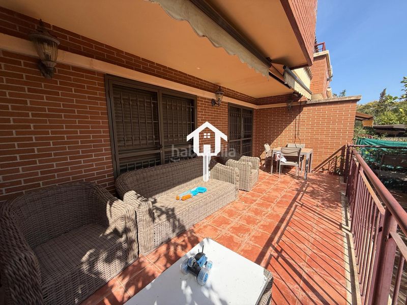 Foto 87eda24d-6309-4829-a23a-5466afa618dc. Casa adossada amb aparcament piscina a Almajada-Ravel Mutxamel