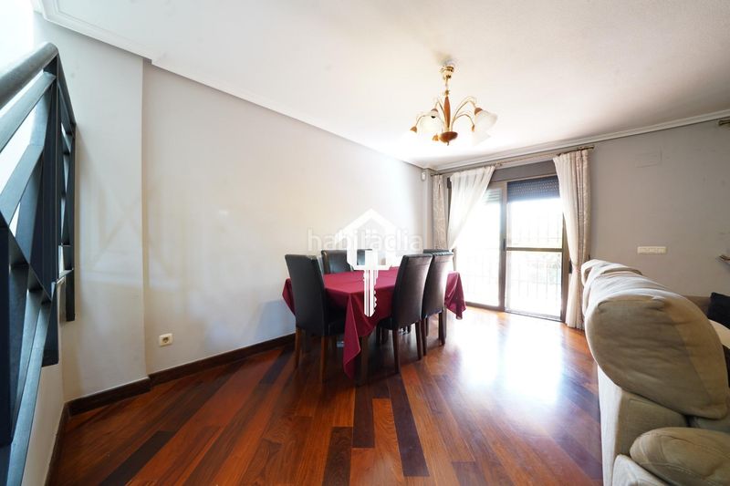 Foto aa9bb8ab-c0ab-447e-ab6c-ded2b711f256. Casa adossada amb aparcament piscina a Almajada-Ravel Mutxamel