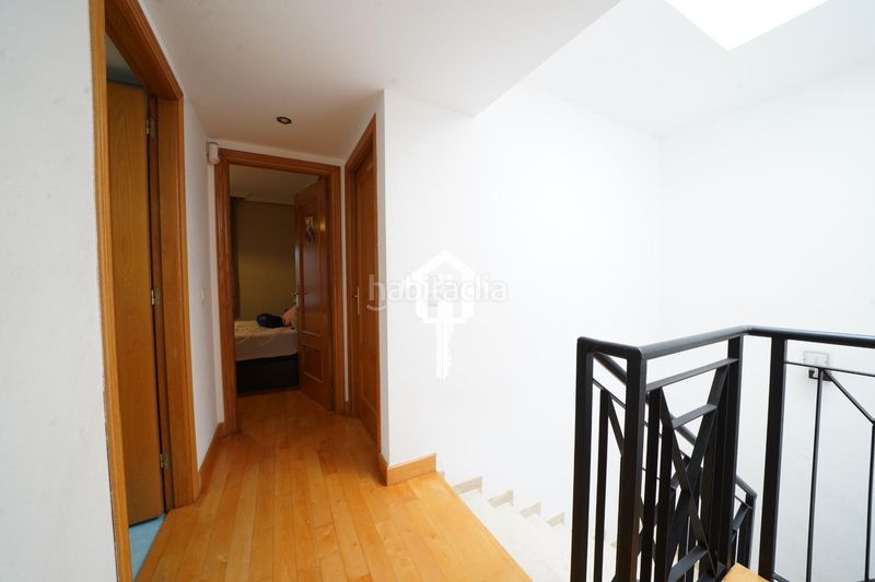 Foto df8ff90d-b022-4cc2-bf86-01d7e97fec00. Casa adossada amb aparcament piscina a Almajada-Ravel Mutxamel