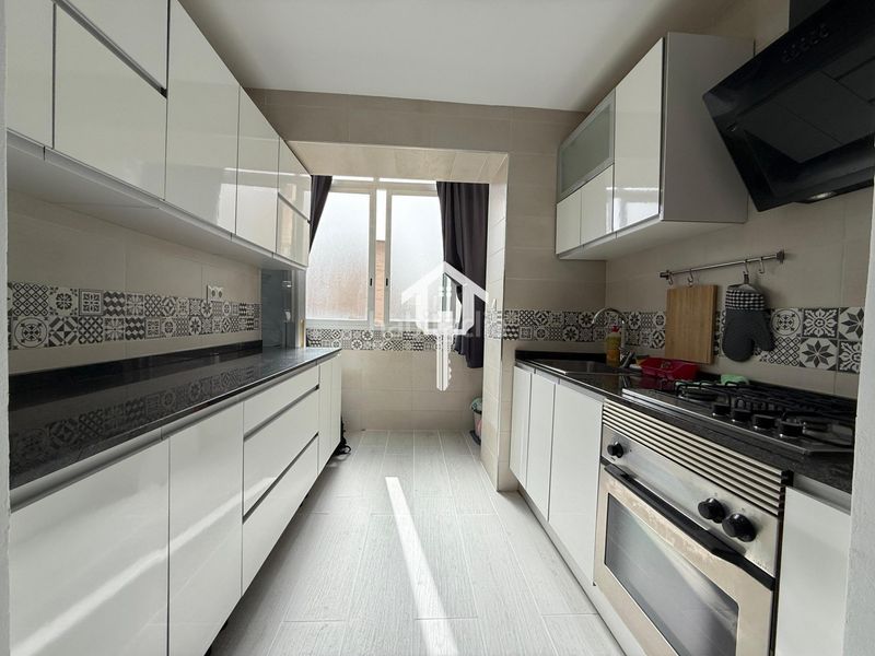 Foto c8cf49fb-89d8-457f-a5ea-cd30e97e97de. Pis a Pla de Bon Repós Alicante