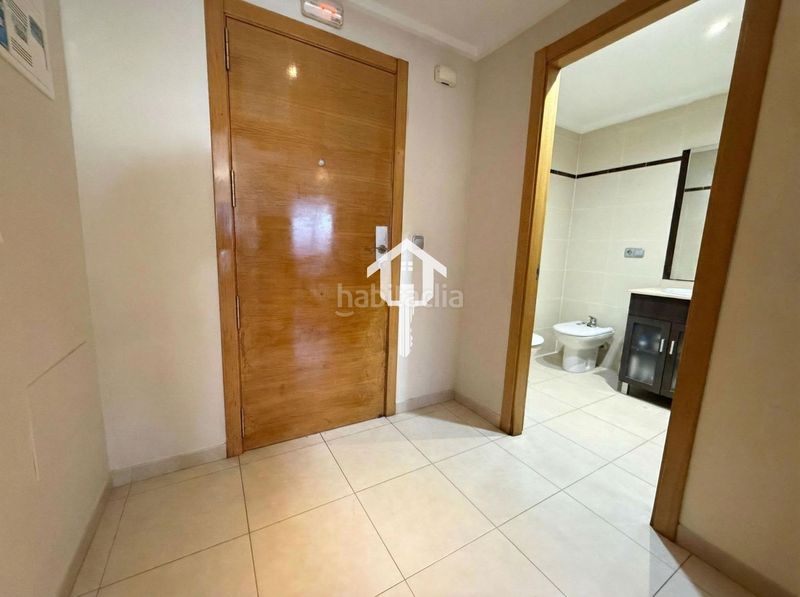 Foto 296d0b86-e007-445e-afec-f1728766617f. Pis amb aparcament piscina a Palmeral Alicante