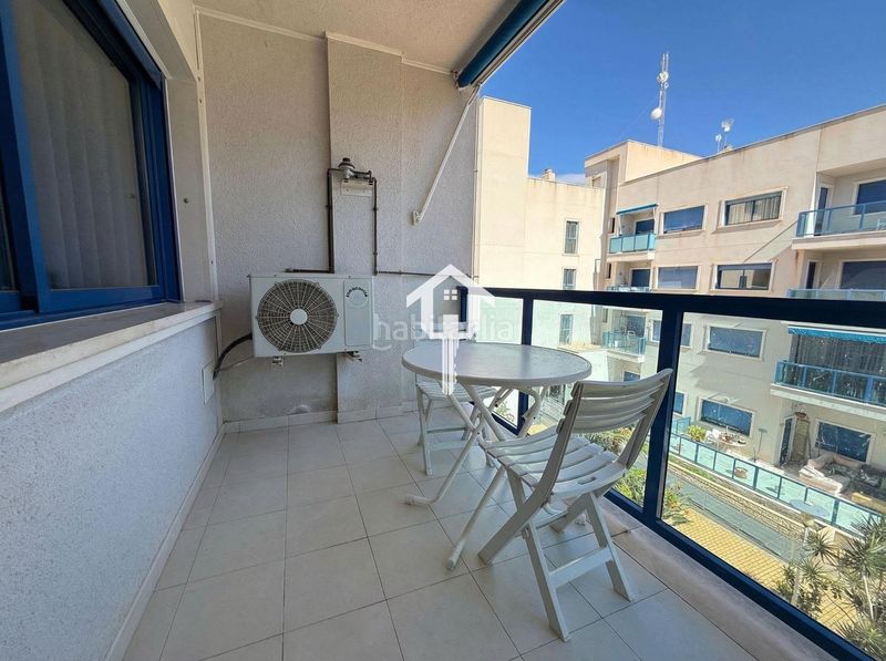 Foto b28306bb-490d-49d5-91bb-517a666de1d9. Pis amb aparcament piscina a Palmeral Alicante