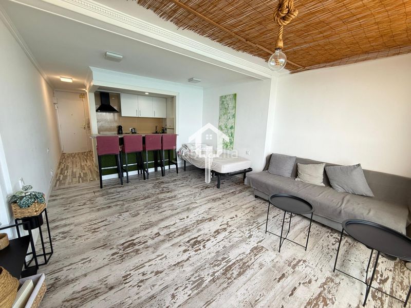 Foto a99365dc-a2d7-42eb-a683-d39b6f9c4696. Pis a Albufereta Alicante