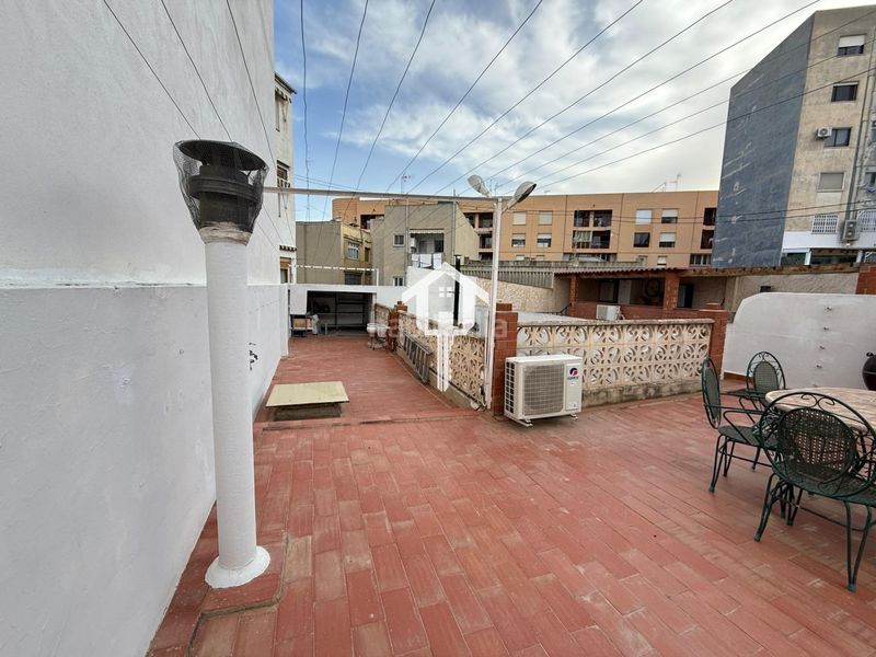 Foto 0ee29f84-4c7d-497d-a752-7c783d30a38a. Casa a Centro Sant Vicent del Raspeig