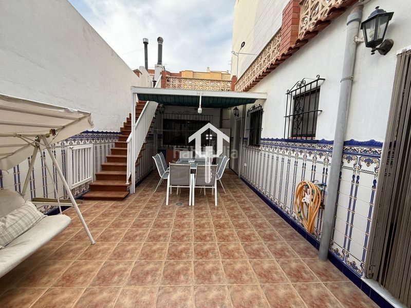 Foto 27db71fc-20fc-4413-a8d8-2dfd9c3b6a7f. Casa a Centro Sant Vicent del Raspeig