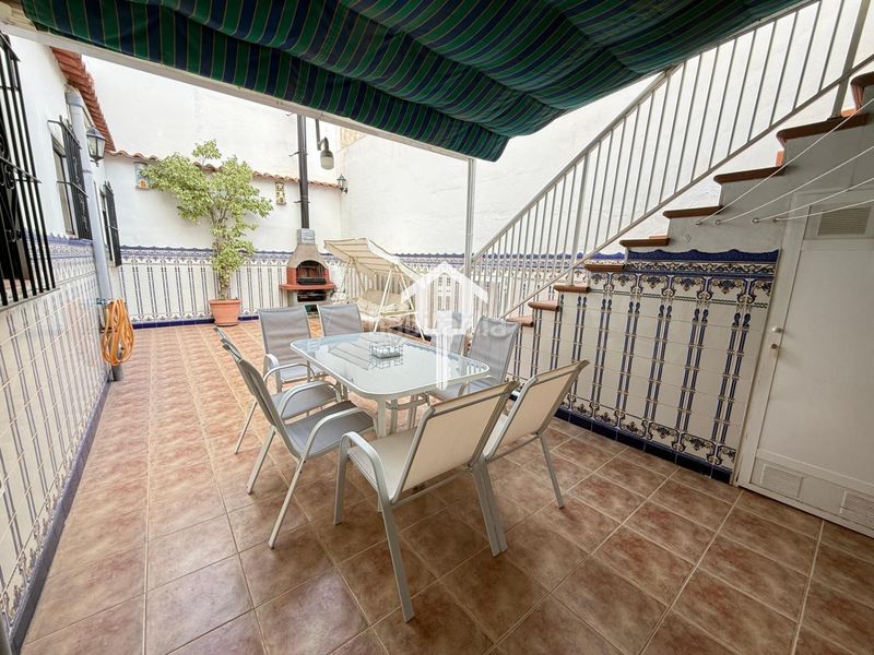 Foto 7b5ca9bd-3616-4f84-b939-8f1a208037b5. Casa a Centro Sant Vicent del Raspeig