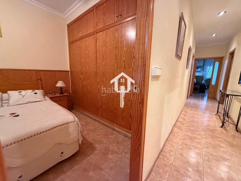 Foto a2f51945-70f7-4680-8101-dbd5ae588f3b. Casa a Centro Sant Vicent del Raspeig