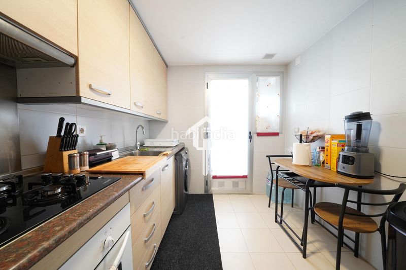 Foto c01b7fa7-dd0d-4606-9983-9bd6688a6360. Pis amb aparcament piscina a Babel Alicante