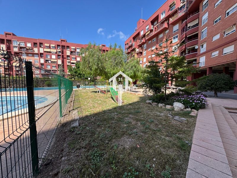 Foto c72300fe-fbcd-403f-8847-93bd9480b424. Piso  en venta zona benalua en Babel Alicante