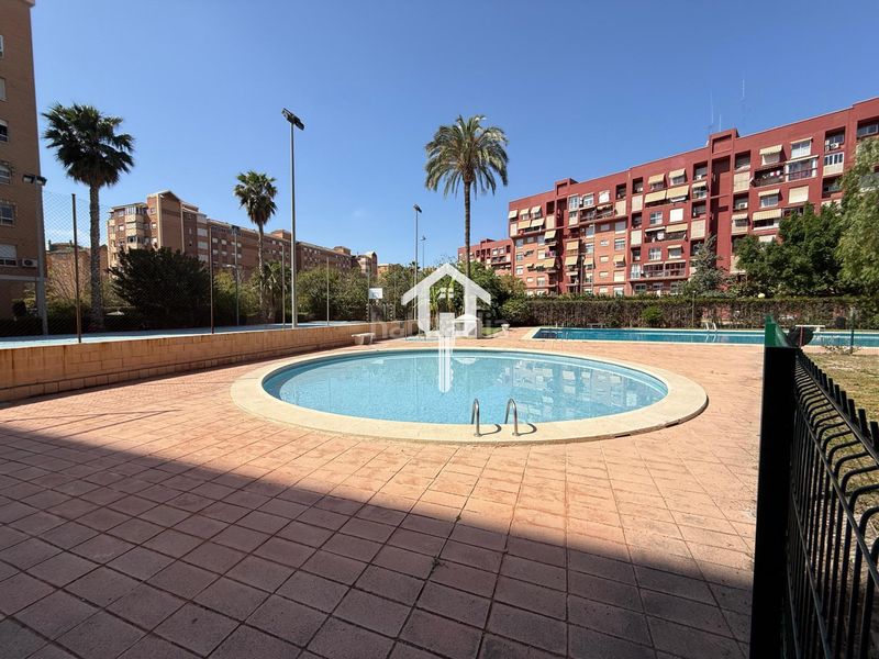 Foto ea267488-f989-4475-9062-cb7f3d7ef026. Piso  en venta zona benalua en Babel Alicante
