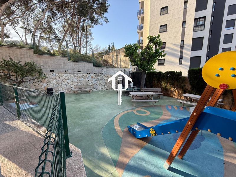 Foto c7cc4c54-25e1-4e5a-bade-72d62f9fa28b. Pis amb aparcament piscina a Goteta Alicante