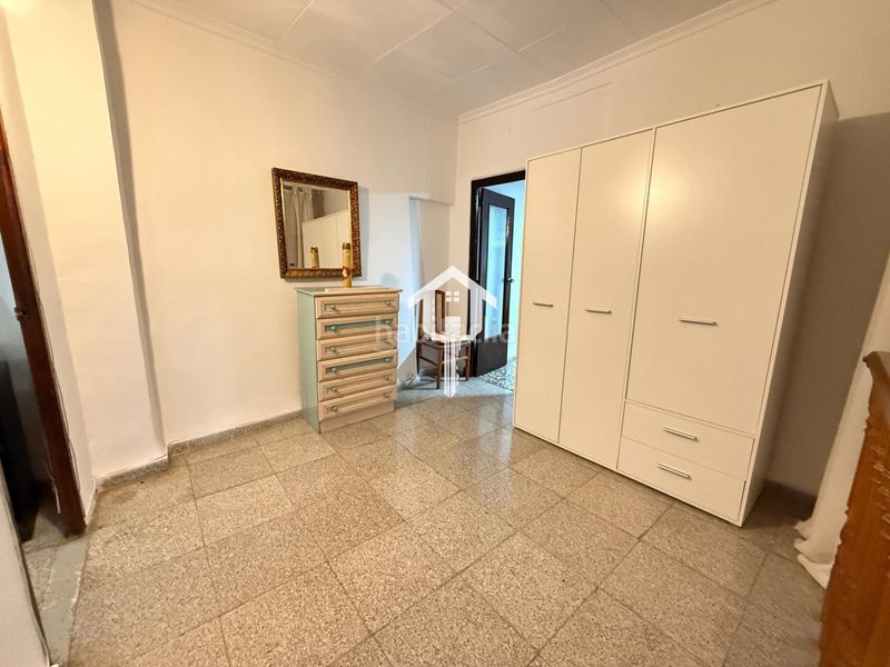 Foto 0a32e47b-c257-4c34-aff5-0bedc568c130. Casa a Barrio del Centro Alicante