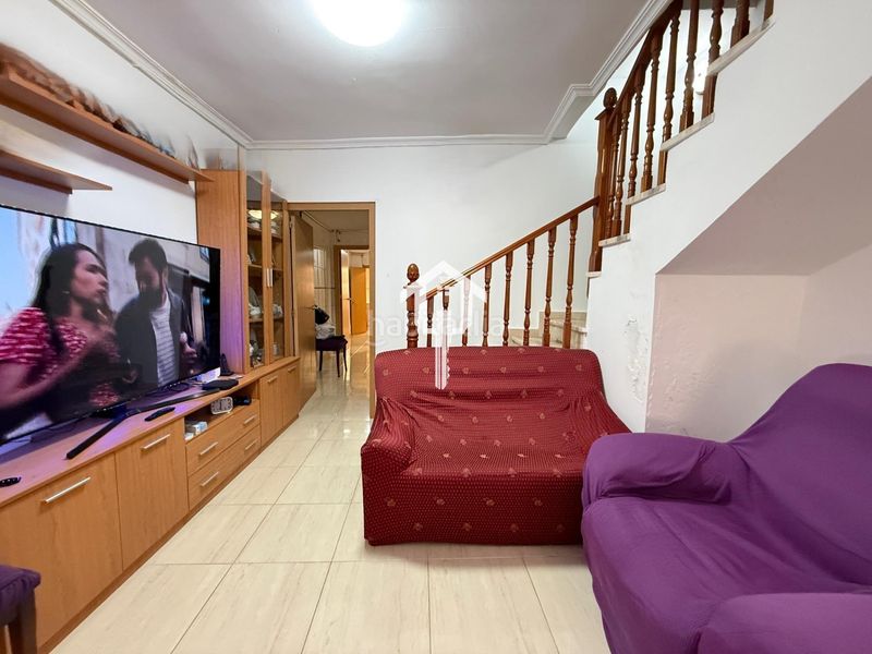 Foto a65dd682-b05f-4354-a288-12a55f9e86b9. Casa a Barrio del Centro Alicante