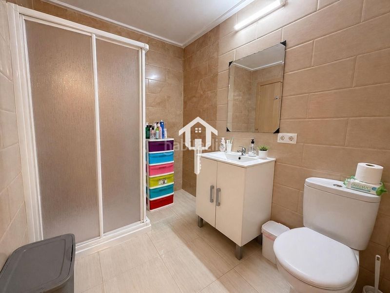 Foto a7cfa049-6362-48c1-a2a1-428d29b6dccc. Casa a Barrio del Centro Alicante