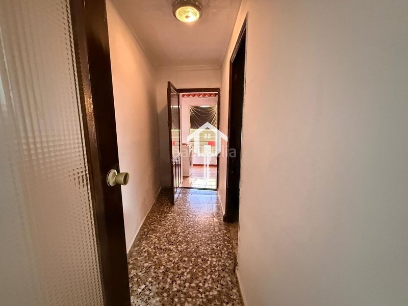 Foto c7a2ceb3-73dc-419c-92e0-f3158c4fe9b0. Casa a Barrio del Centro Alicante