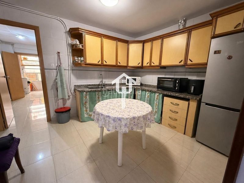 Foto ed1ee8cb-50e8-44e3-a2c0-677ede9d38cb. Casa a Barrio del Centro Alicante