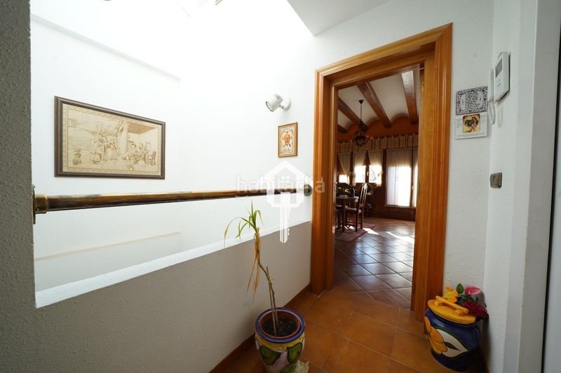 Foto 03fba641-0941-47d7-92f3-e5f277d90933. Casa adossada amb aparcament a Santo Domingo Alicante